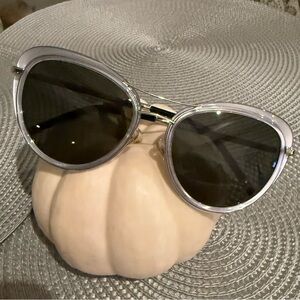 NWOT Boucheron ladies’ sunglasses, model BC0023S 004